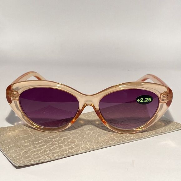 Reading Sunglasses 2.25 Clear Gold Sweetheart Frames Dark Lenses NWT - Picture 1 of 7